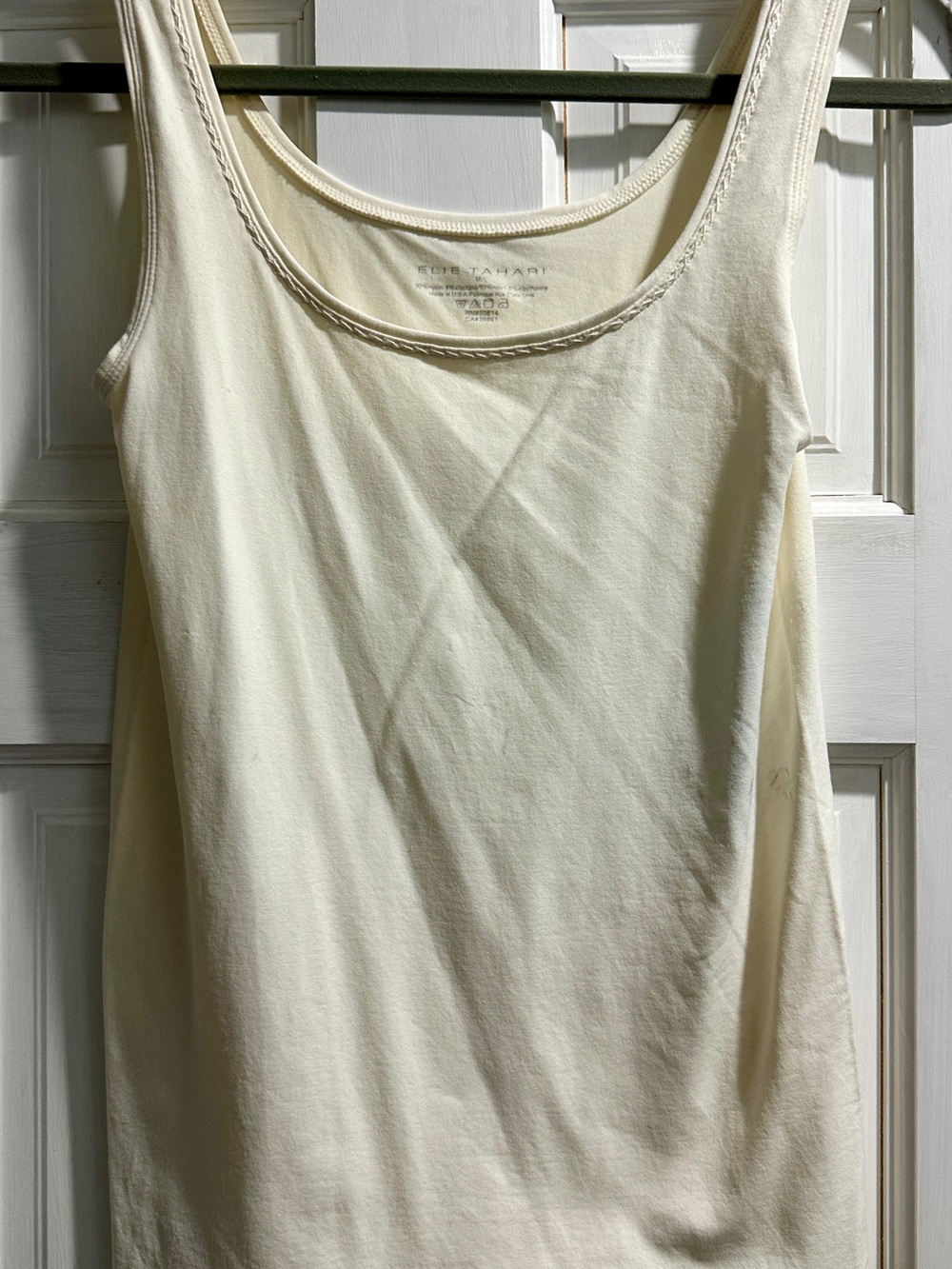 Elie Tahari Cream Scoop Neck Tank Top